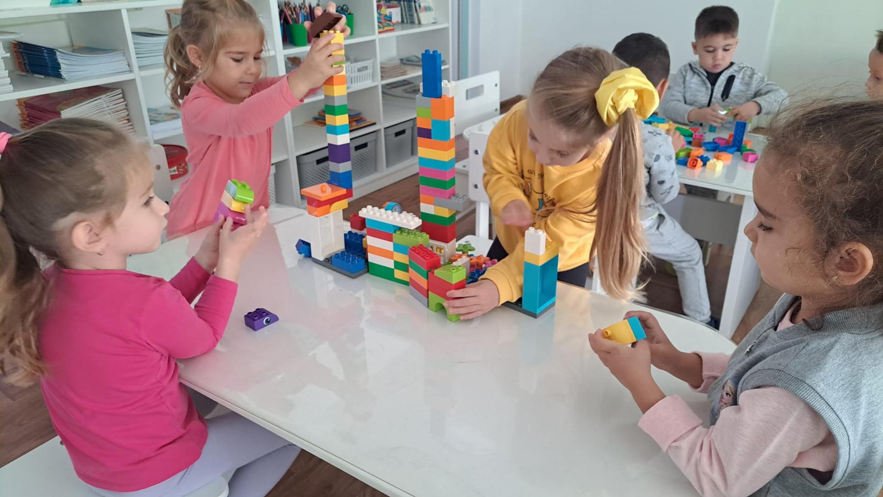 LEGO EDUCATION